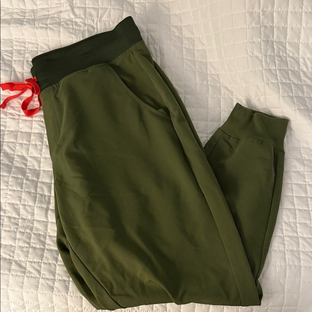 Figs Jogger Olive Green Scrub pants